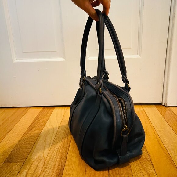 Vintage Coach 80’s Made in the USA Soft Navy Leather Satchel Doctor Bag - Picture 8 of 16